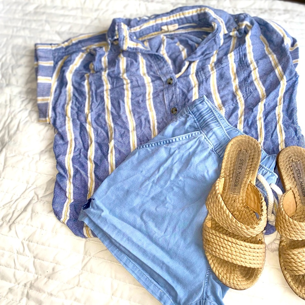 Cute button up. Short sleeved with yellow and white stripes.
